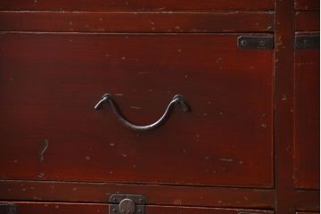 アンティーク家具　古民具・骨董　引き出し12杯の味わい深い衣装箪笥