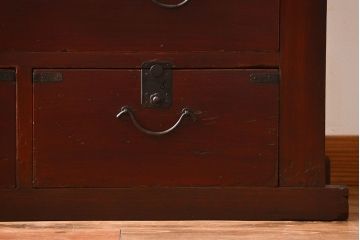 アンティーク家具　古民具・骨董　引き出し12杯の味わい深い衣装箪笥