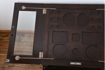 アンティーク雑貨　イギリスアンティーク　おしゃれなショーケース