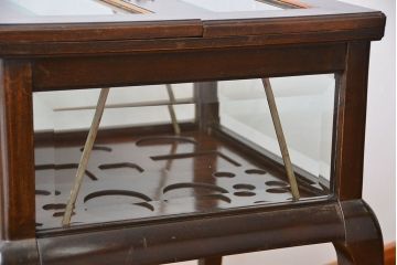 アンティーク雑貨　イギリスアンティーク　おしゃれなショーケース