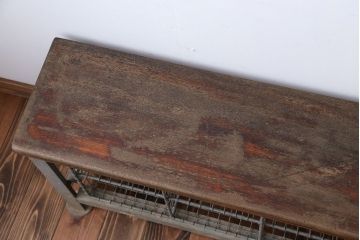 ヴィンテージ家具　イギリスビンテージ　収納籠付き!おしゃれな鉄脚ベンチ(2)