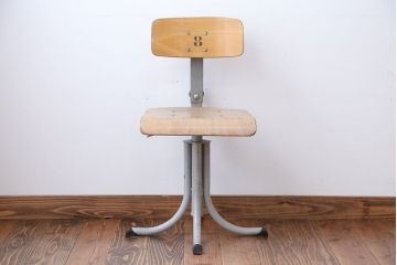 ヴィンテージ家具　イギリスビンテージ　おしゃれな回転椅子(2)