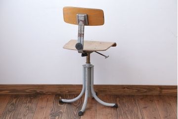 ヴィンテージ家具　イギリスビンテージ　おしゃれな回転椅子(2)