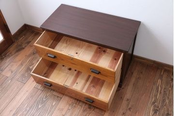 アンティーク家具　アンティーク　古い木製の2杯チェスト(引き出し・ローボード)