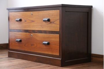 アンティーク家具　アンティーク　古い木製の2杯チェスト(引き出し・ローボード)