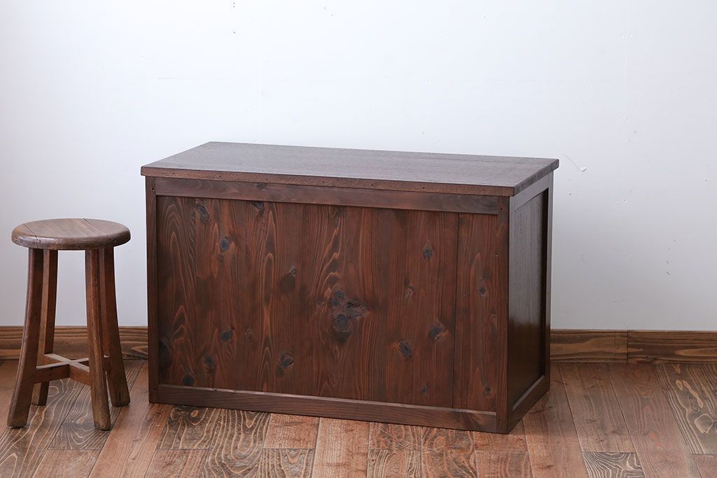 アンティーク家具　アンティーク　古い木製の2杯チェスト(引き出し・ローボード)