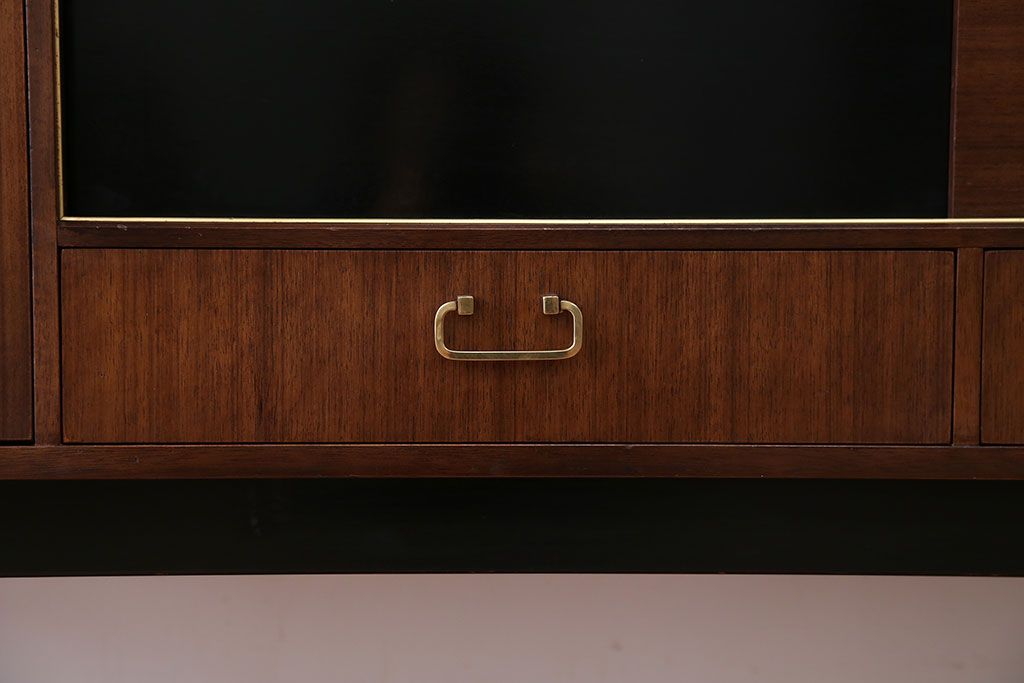 ヴィンテージ家具　北欧ビンテージ　ミッドセンチュリー　G-PLAN　サイドボード