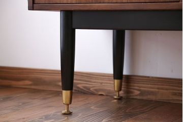 ヴィンテージ家具　北欧ビンテージ　ミッドセンチュリー　G-PLAN　サイドボード