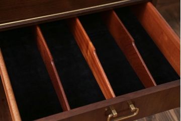 ヴィンテージ家具　北欧ビンテージ　ミッドセンチュリー　G-PLAN　サイドボード