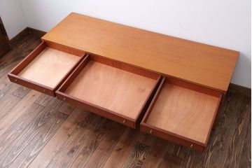 ヴィンテージ家具　北欧ビンテージ　両開き引き出し付きセンターテーブル