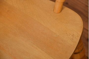 アンティーク家具　イギリスアンティーク　ゆったりとした大きなアームチェア