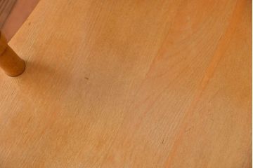 アンティーク家具　イギリスアンティーク　ゆったりとした大きなアームチェア