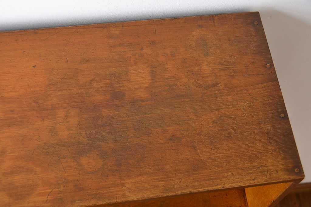レトロ家具　昭和レトロ　飾り棚付き!古い木製の本箱