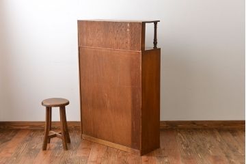 レトロ家具　昭和レトロ　飾り棚付き!古い木製の本箱