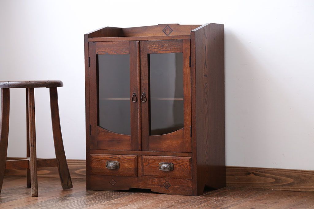 アンティーク家具　和製アンティーク　とても小さな古い木製の本箱