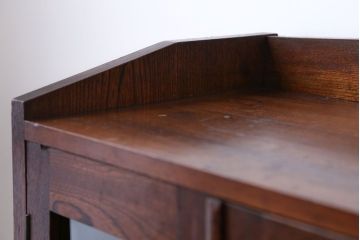 アンティーク家具　和製アンティーク　とても小さな古い木製の本箱