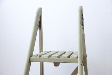 アンティーク雑貨　イギリスアンティーク　おしゃれなペイントステップラダー