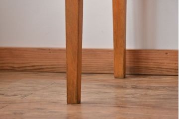 アンティーク家具　【イギリスアンティーク・ダイニングテーブル】　古い木製のシンプルなダイニングテーブル(デスク)