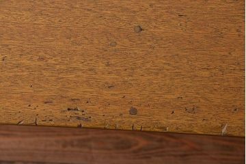 アンティーク家具　アンティーク　ナチュラルな木味の古いシンプルなダイニングテーブル