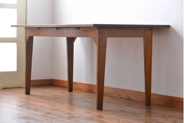 アンティーク家具　アンティーク　ナチュラルな木味の古いシンプルなダイニングテーブル
