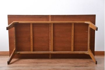 アンティーク家具　アンティーク　ナチュラルな木味の古いシンプルなダイニングテーブル