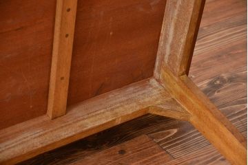 アンティーク家具　アンティーク　ナチュラルな木味の古いシンプルなダイニングテーブル