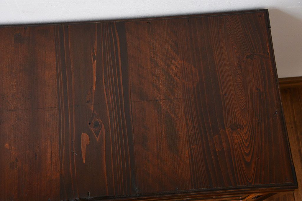 レトロ家具　昭和レトロ　モールガラス入り鉄脚付きローボード