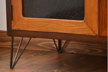 レトロ家具　昭和レトロ　気泡ガラス入り鉄脚付きローボード