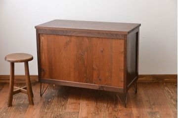 レトロ家具　昭和レトロ　気泡ガラス入り鉄脚付きローボード