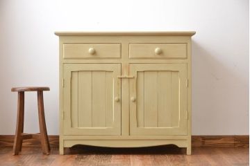 ヴィンテージ家具　イギリスビンテージ　おしゃれなペイントキッチンサイドキャビネット