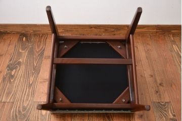 ヴィンテージ家具　北欧ビンテージ　ウォールナット材のシンプルでおしゃれなダイニングチェア(1)