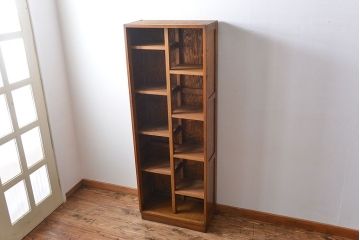 レトロ家具　アンティーク　棚の高さが自由自在!レトロな飾り棚