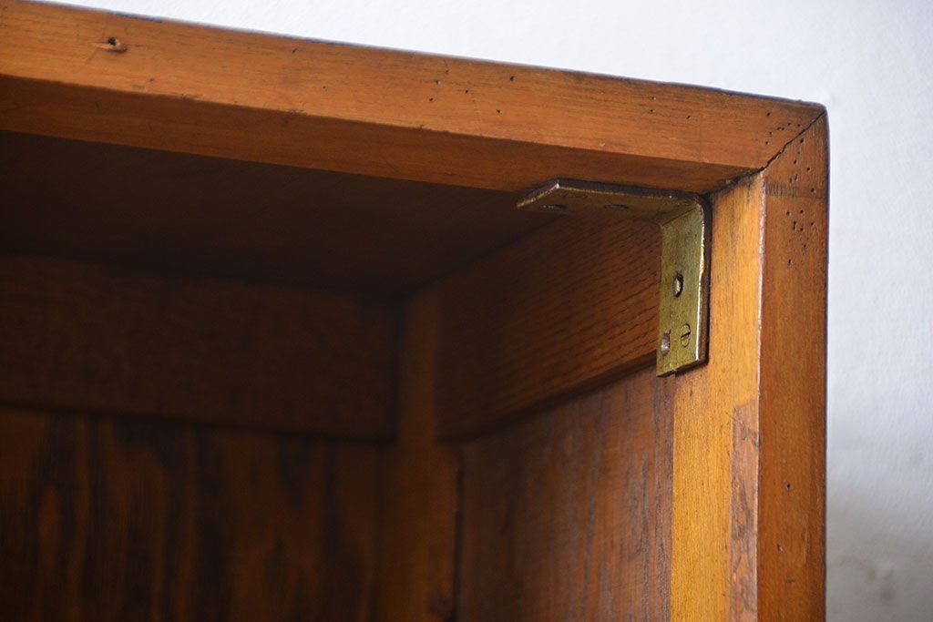 レトロ家具　アンティーク　棚の高さが自由自在!レトロな飾り棚