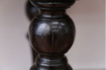 アンティーク家具　イギリスアンティーク　高級感あふれる上質な木製ロングベンチ