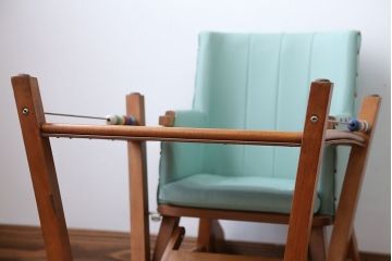 アンティーク家具　イギリスアンティーク　かわいい2WAYベビーチェア(チャイルドチェア、キッズチェア、ダイニングチェア、子どもイス、こども椅子、英国)(R-016219)