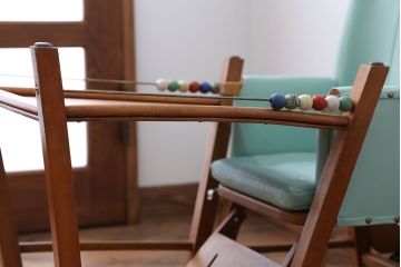 アンティーク家具　イギリスアンティーク　かわいい2WAYベビーチェア(チャイルドチェア、キッズチェア、ダイニングチェア、子どもイス、こども椅子、英国)(R-016219)