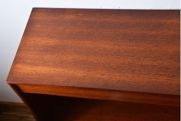 ヴィンテージ家具　北欧ビンテージ　G-PLAN　チーク材の収納棚