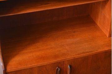 ヴィンテージ家具　北欧ビンテージ　G-PLAN　チーク材の収納棚