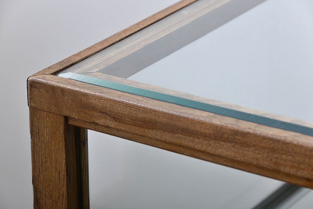 アンティーク家具　アンティーク　古いナラ材の大きな脚付きガラスケース(1)