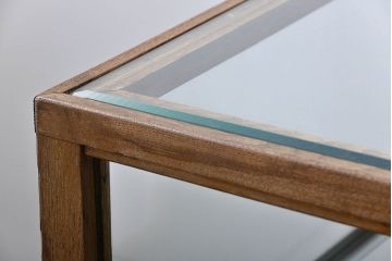 アンティーク家具　アンティーク　古いナラ材の大きな脚付きガラスケース(1)