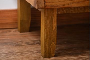 アンティーク家具　アンティーク　古いナラ材の大きな脚付きガラスケース(1)