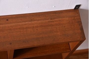 アンティーク家具　アンティーク　シンプルでナチュラルなマス目壁掛け飾り棚