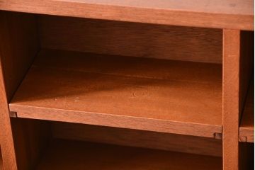 アンティーク家具　アンティーク　シンプルでナチュラルなマス目壁掛け飾り棚