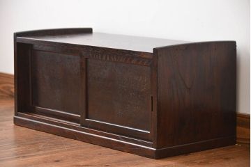 アンティーク家具　古民具・骨董　三方欅材の古い置き床(ローボード)