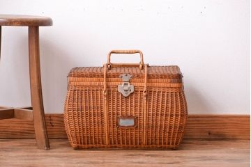 アンティーク雑貨　アンティーク　レトロでかわいいバスケット