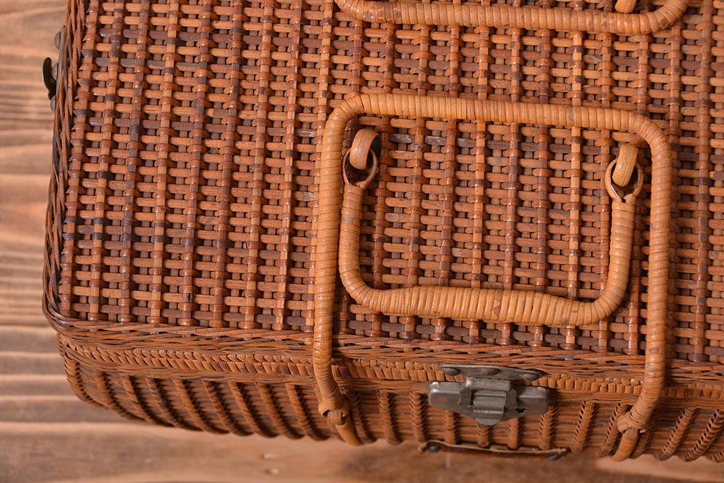 アンティーク雑貨　アンティーク　レトロでかわいいバスケット