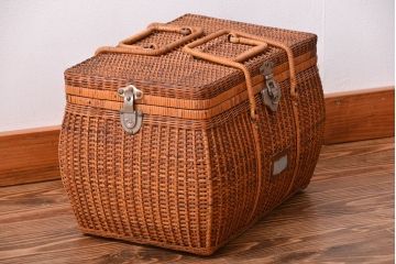 アンティーク雑貨　アンティーク　レトロでかわいいバスケット