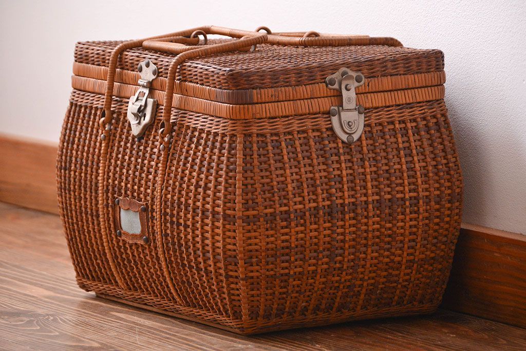 アンティーク雑貨　アンティーク　レトロでかわいいバスケット
