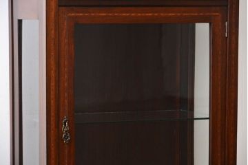 アンティーク家具　イギリスアンティーク　小さなガラスケースキャビネット