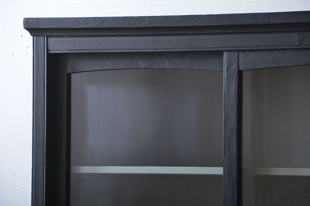 アンティーク家具　大正ロマン　艶消しブラックペイント引き出し15杯収納棚